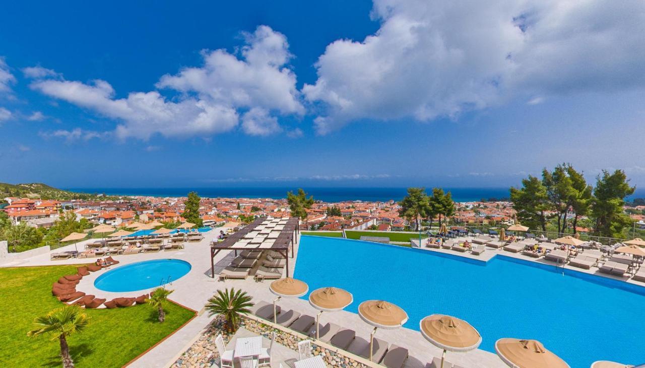 Alia Palace Hotel - Adults Only 16+ Chalkidiki ภายนอก รูปภาพ The resort's main pool
