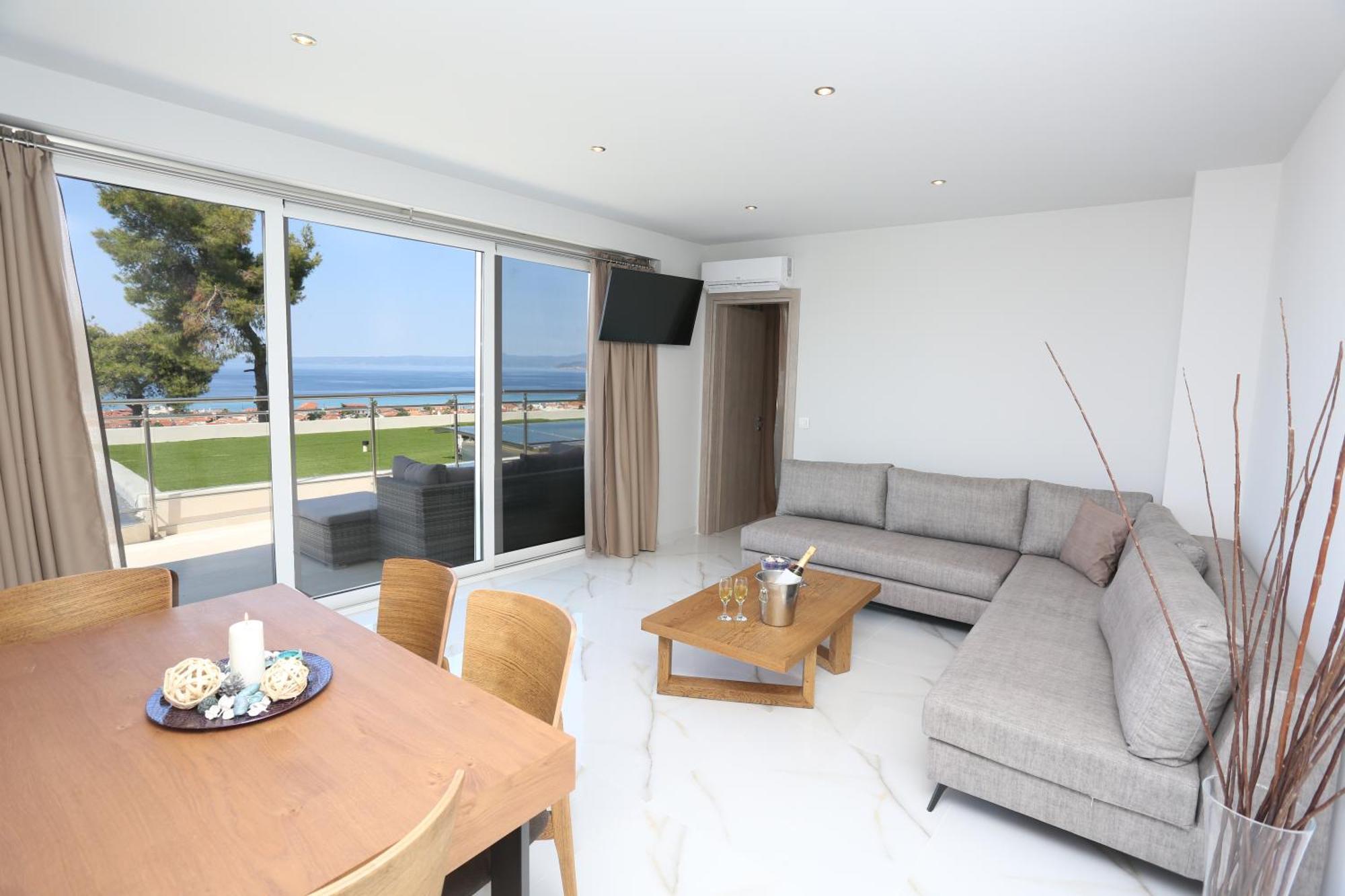 Alia Palace Hotel - Adults Only 16+ Chalkidiki ภายนอก รูปภาพ A living room