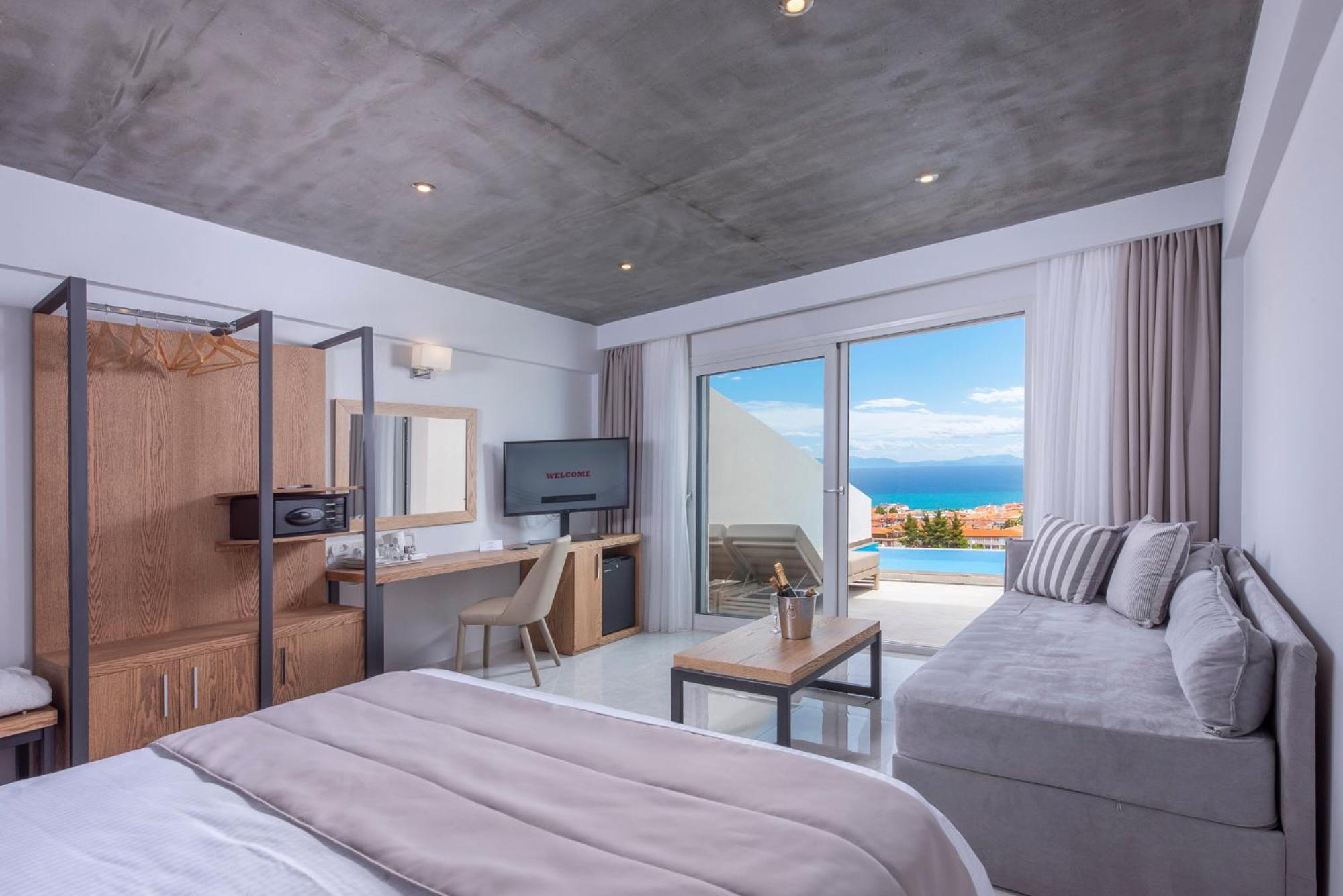 Alia Palace Hotel - Adults Only 16+ Chalkidiki ภายนอก รูปภาพ Deluxe Room with Private Pool
