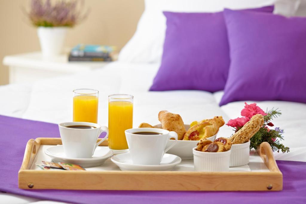 Alia Palace Hotel - Adults Only 16+ Chalkidiki ห้อง รูปภาพ Room service
